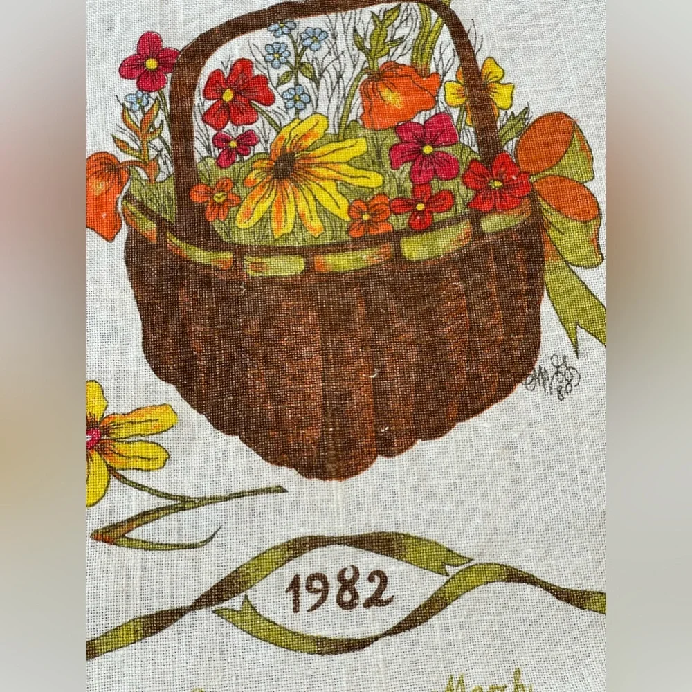 Vtg all pure linen 1982 calendar tea towel wall‎ hanging-kitchen-flower basket